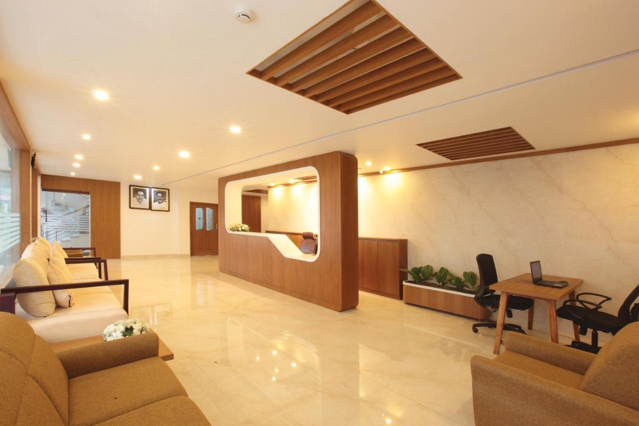 Hotel Maharani Pala Dış mekan fotoğraf
